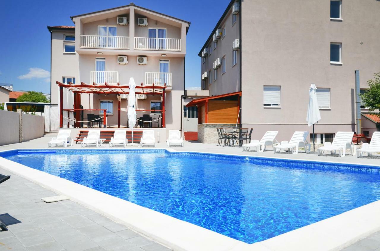 Hotel Quattro Medjugorje Exterior photo